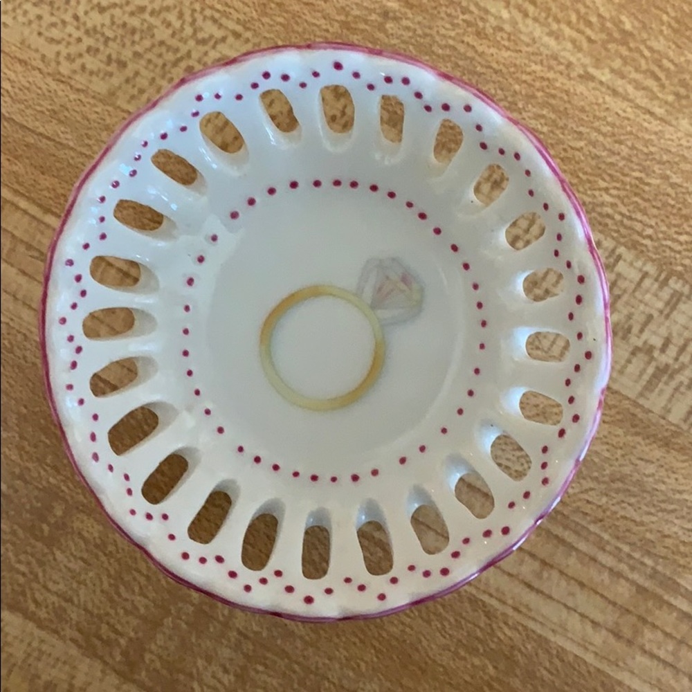Ring dish